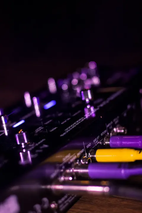 Equipamento da banda montado antes do show